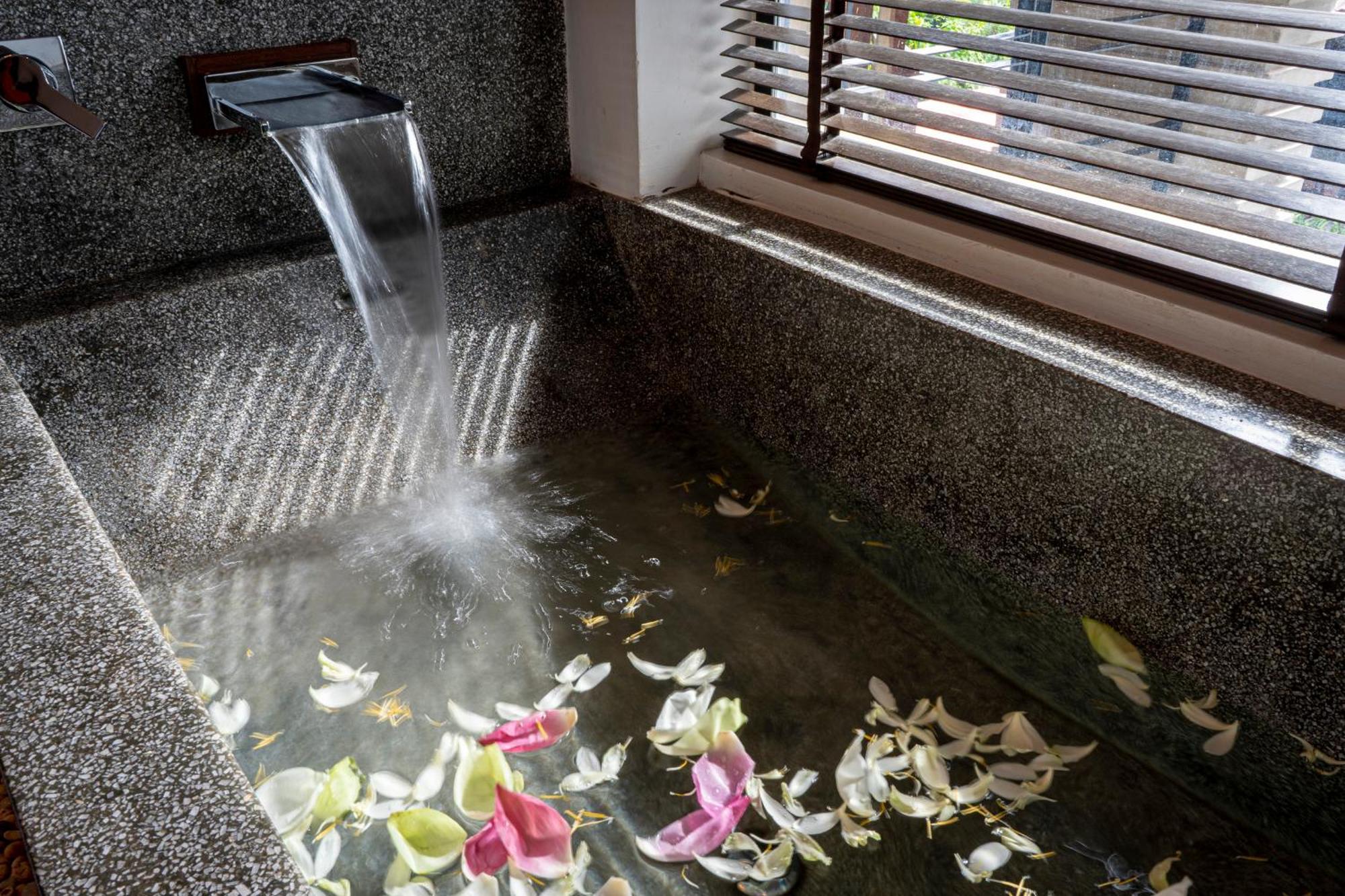 Hotel Grange Siem Reap Zewnętrze zdjęcie